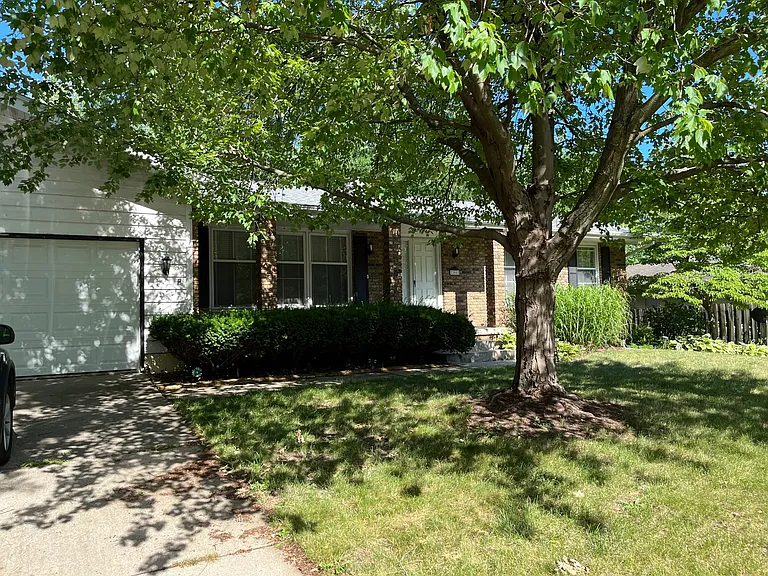 208 Doud Dr — Photo 35