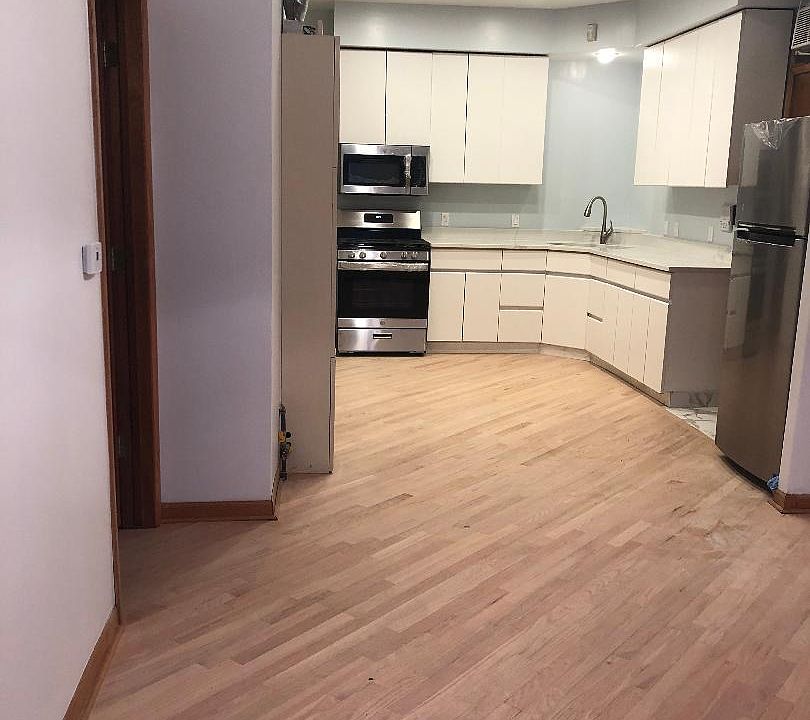 2nd image of 2614 W Superior St #1