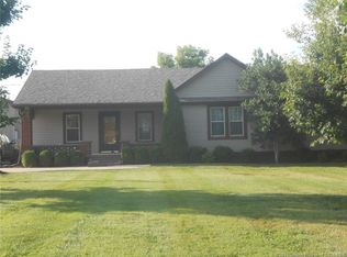 1403 Mount Zion Rd, Henryville, IN 47126