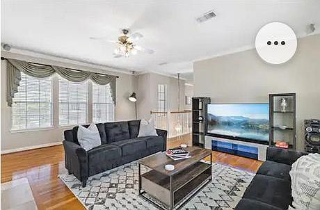 2nd floor living