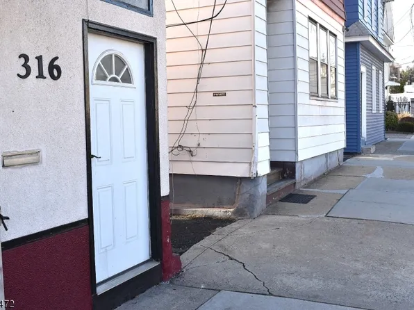 316 Hillside Ave, Hillside, NJ 07205