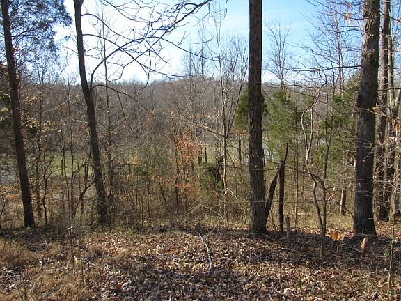 5th image of 640 Atwood Ln