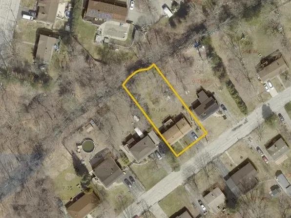 47 Douglas Cir, Smithfield, RI 02828