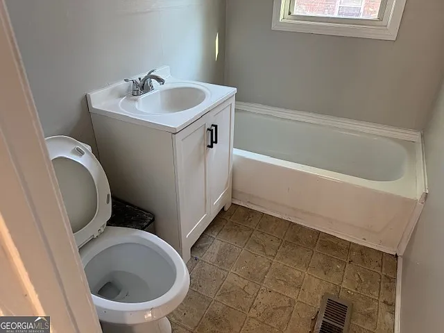 540 Roosevelt St — Photo 9