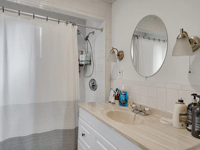 98 Cypress St #3A — Photo 13