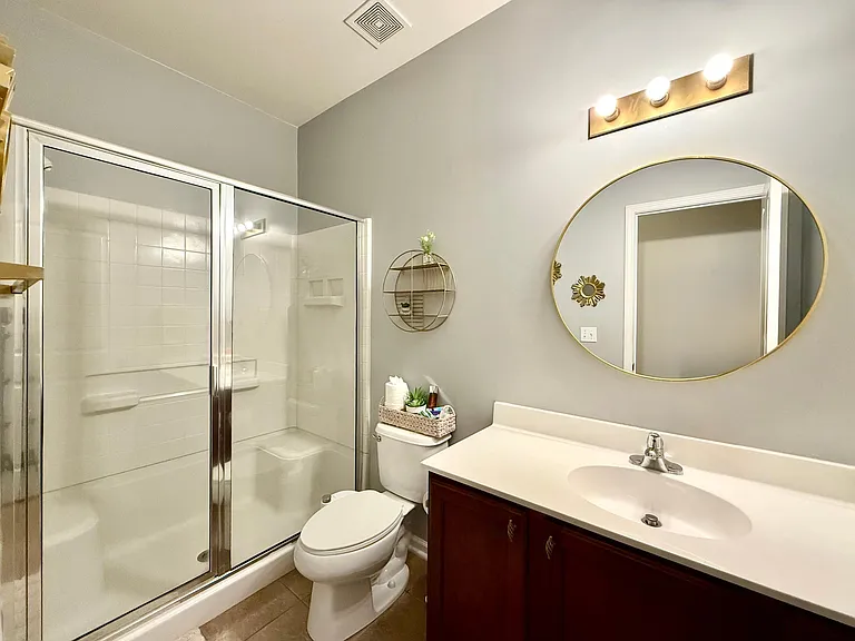 126 Comiskey Park Cir — Photo 9