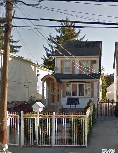 1st image of 8931 207th St