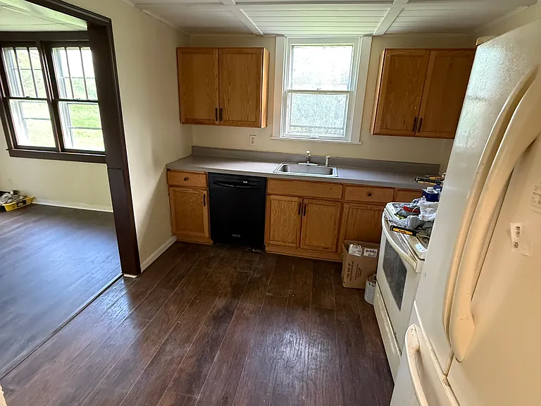 15 Allen Way — Photo 4