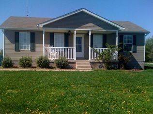 580 Garrison Ln, Bloomfield, KY 40008