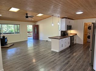 46250 Iversen Dr, Gualala, CA 95445