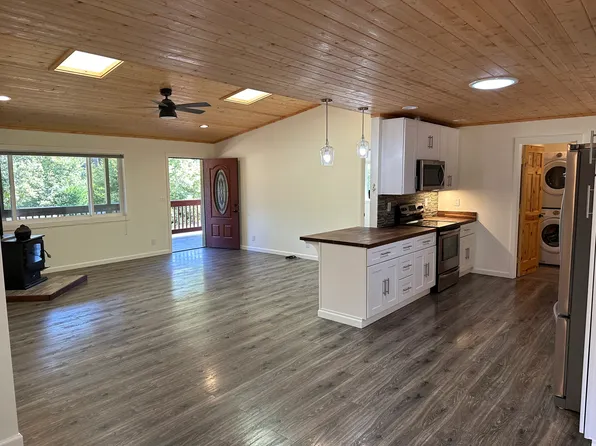 (undisclosed Address), Gualala, CA 95445