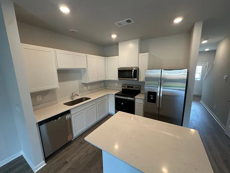 812 Quinn Dr — Photo 8