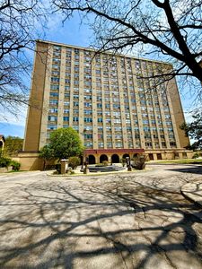 4300 W Ford City Dr #401A, Chicago, IL, 60652