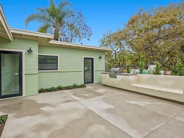 1061 Buena Vista Way — Photo 35