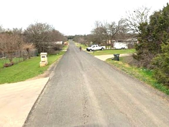 3rd image of 4256 Mistletoe Dr