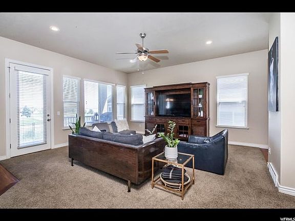 5th image of 170 E Cottage Cv