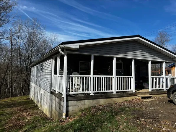 293 Garretts Run Rd, Kittanning, PA 16201