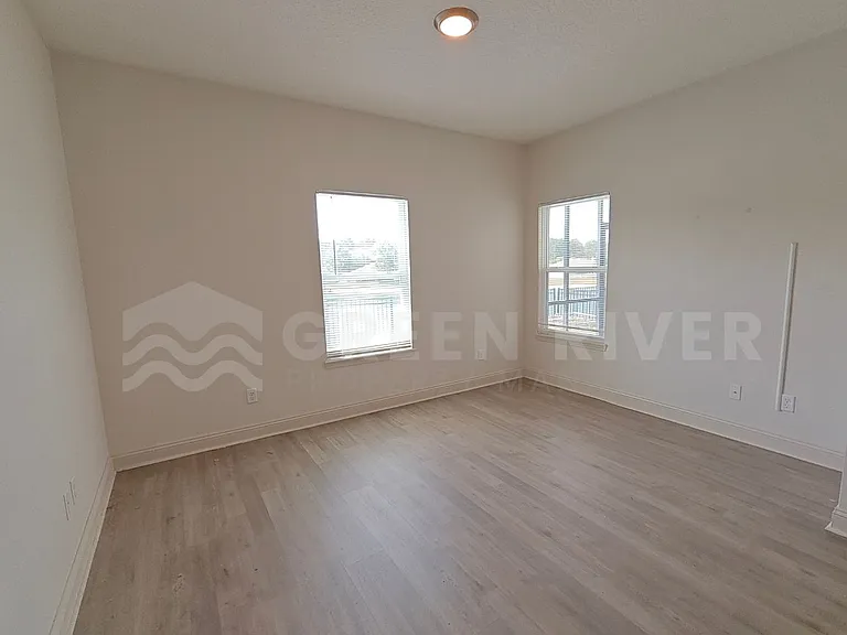 3107 Zeyno Dr — Photo 22