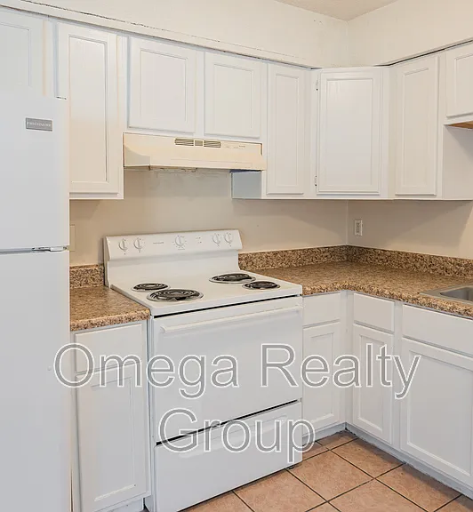 The Cove Apartments — Photo 25