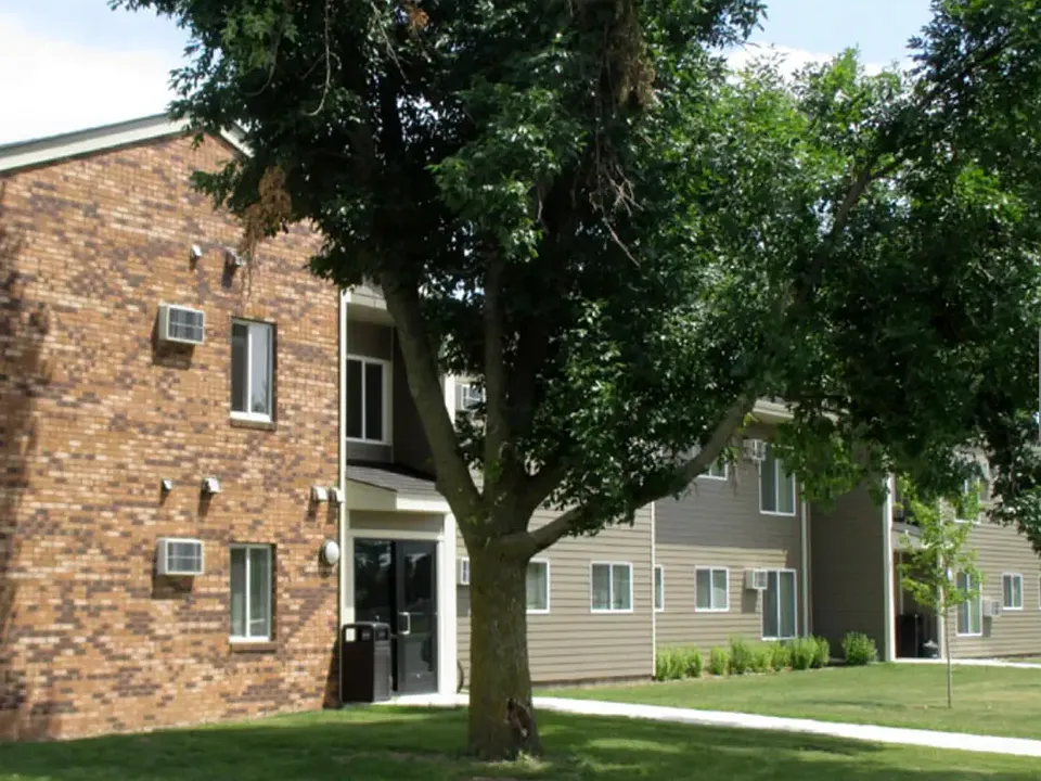 Nobles Square Apartments