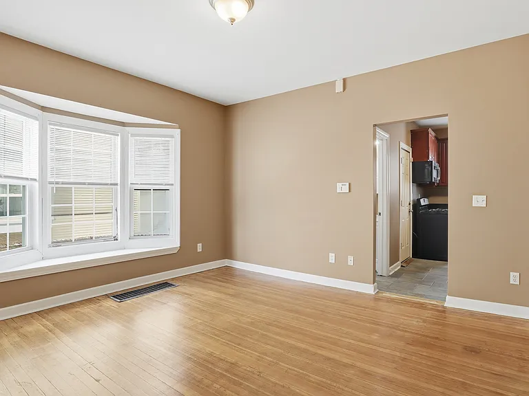 220 Cedarwood Ter #220 — Photo 6