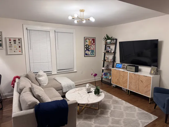 1 Walnut Pl #1B, Montclair, NJ 07042