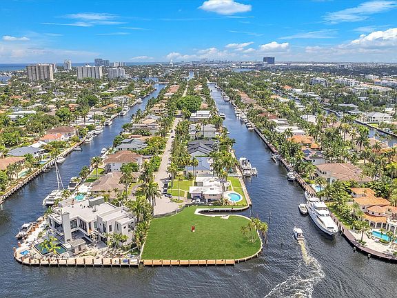 4th image of 223 Royal Palm Drive