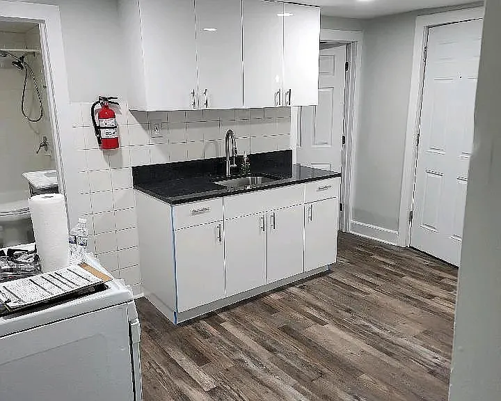 27 Belmont Ave — Photo 5