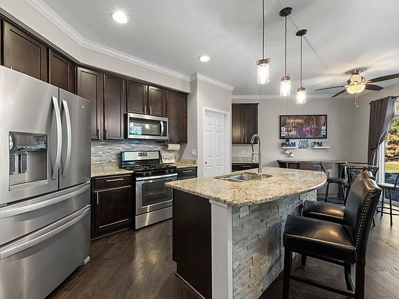 5th image of 1292 Church Ct #1292
