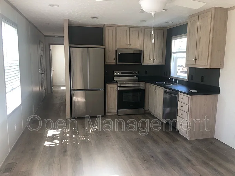 3000 Brookpark Rd — Photo 3