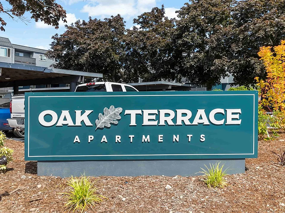 Oak Terrace