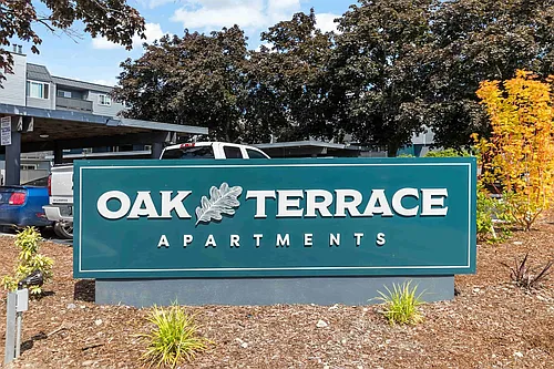 Oak Terrace Photo 1