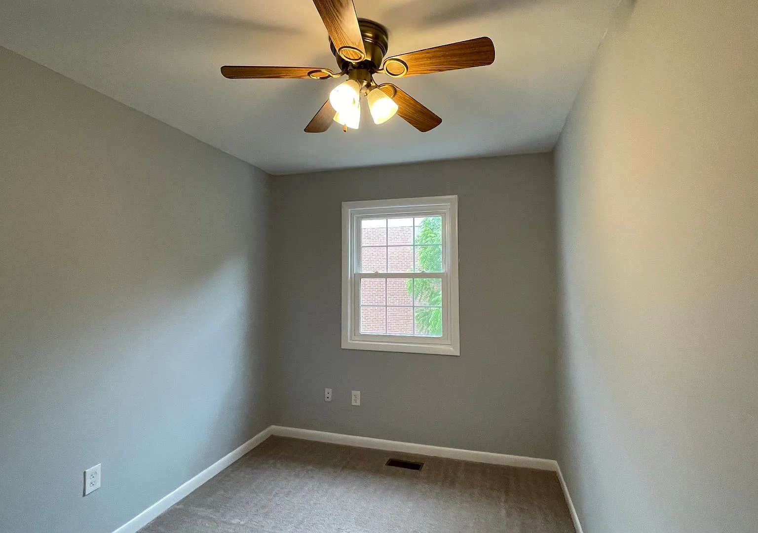 3-Bedroom Townhouse — Photo 4