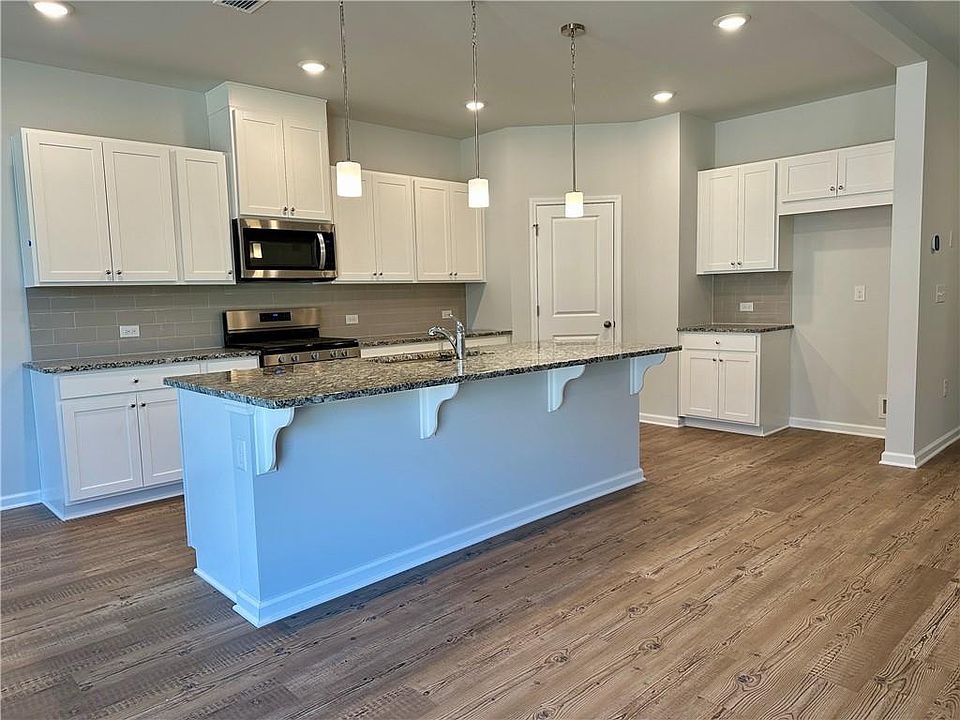 1st image of 144 Green Love Ln