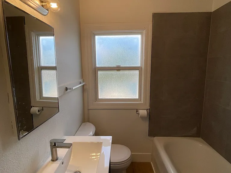 2238 7th St #D — Photo 9