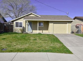 464 SW 2nd St, Madras, OR 97741