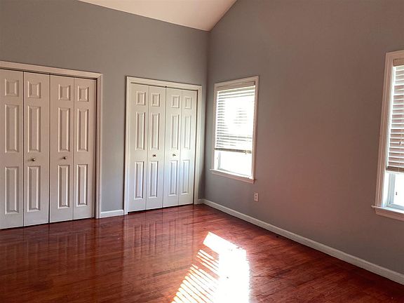 4th image of 191 Clendenny Ave Floor 2
