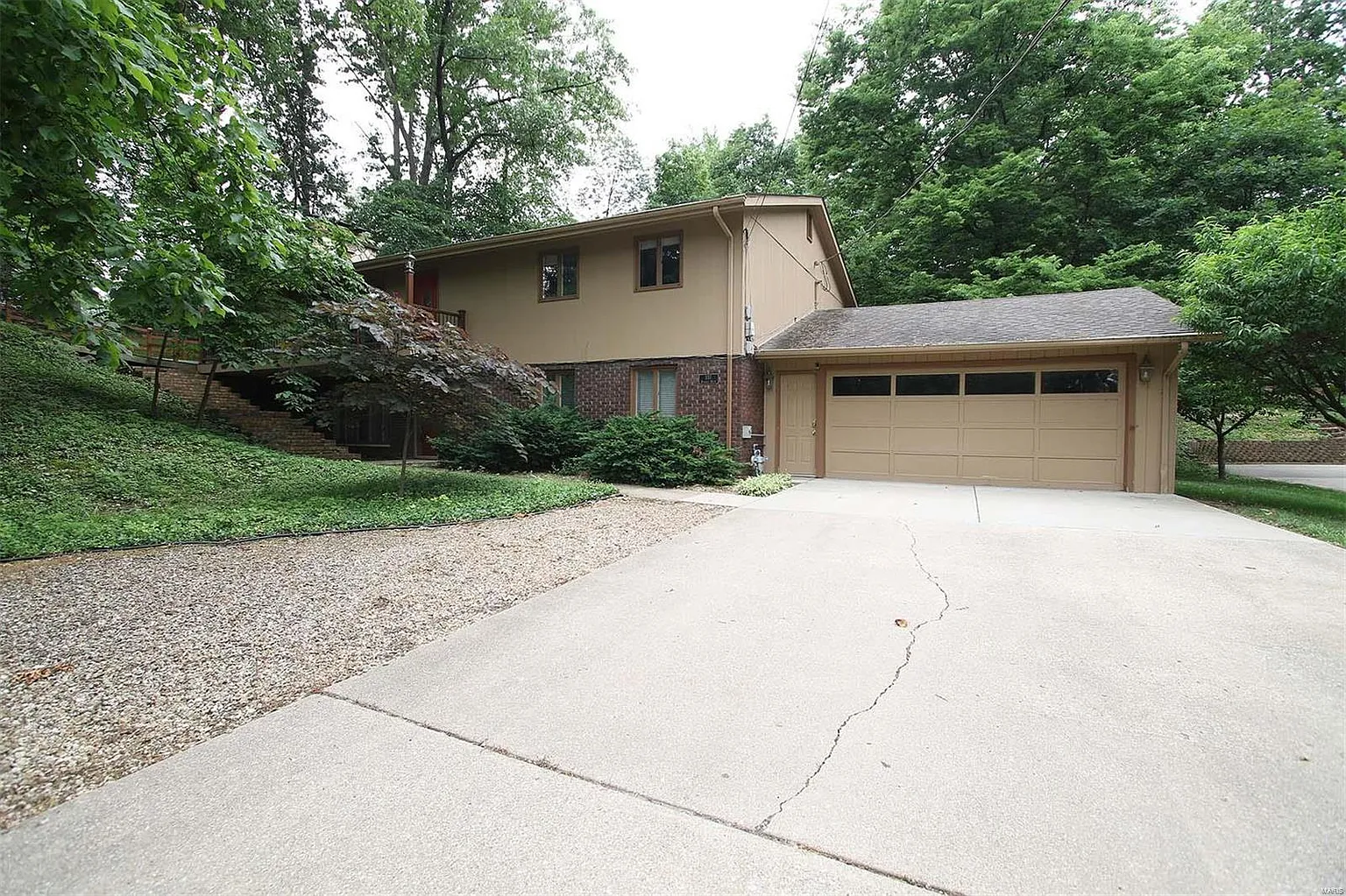 337 Barnett Dr photo 1