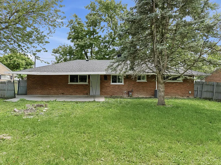 4731 Powell Rd — Photo 18