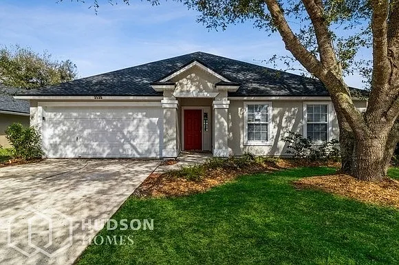 2535 Coachman Lakes Dr