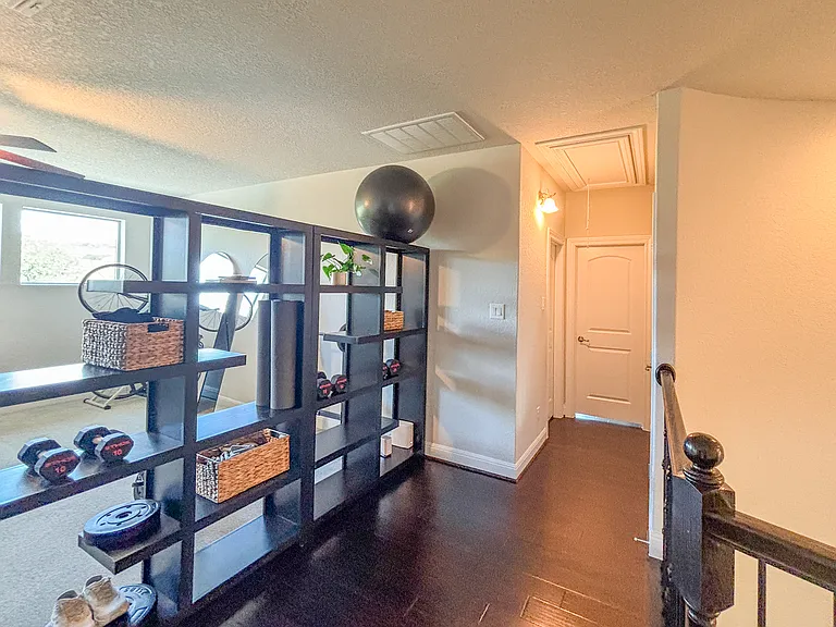 17814 Hillsedge — Photo 46