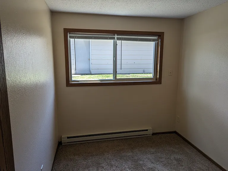 425 S Driftwood St #4 — Photo 5