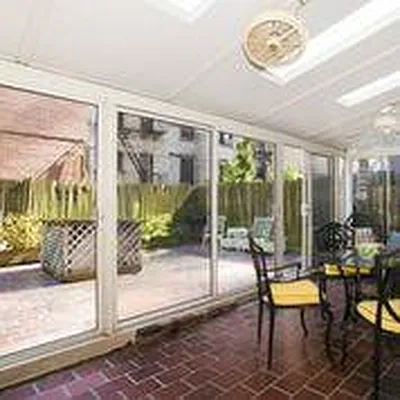 Sold by R New York | media 14