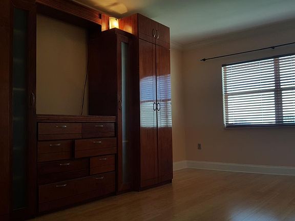 4th image of 400 Kings Point Dr APT 1429