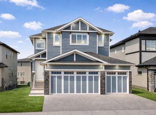 111 S Kinniburgh Pl, Chestermere, AB T1X1Y2