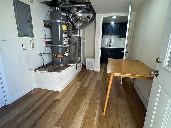 4th image of 1672 Briarcrest Ct
