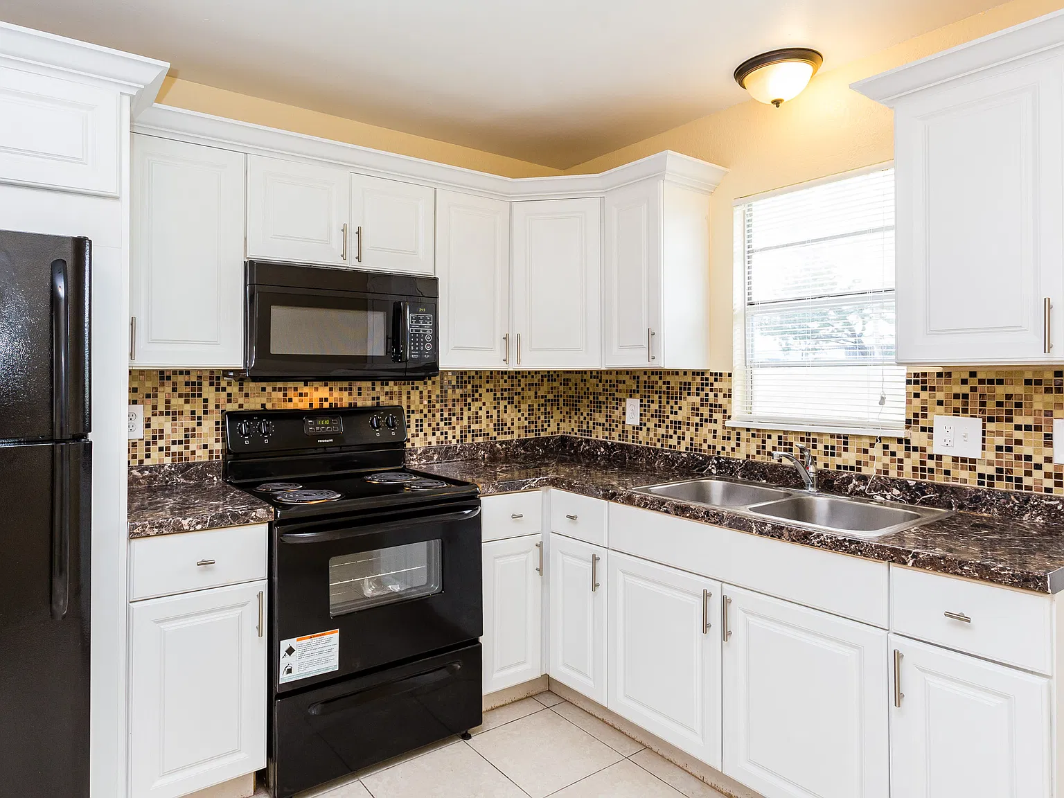 2 bed, 674 sqft, $1,495 — Photo 1