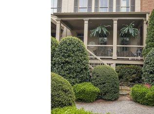 703 Hammond Dr #703, Woodstock, GA 30188