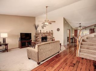 2517 E Paradise Dr, Phoenix, AZ 85028
