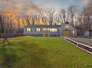 55 Thomas Dr, Chelmsford, MA 01824